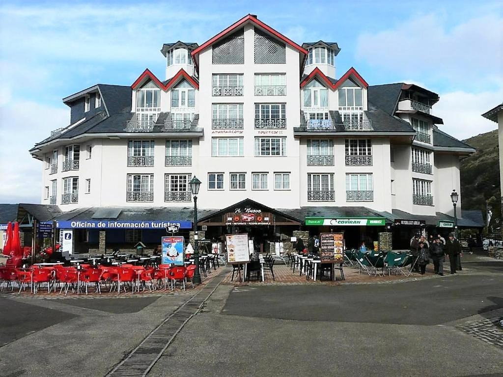 Ski & Snow Apartmentos By Todosierranevada - Plaza Principal Junto A Los Telecabinas Сьерра-Невада Экстерьер фото