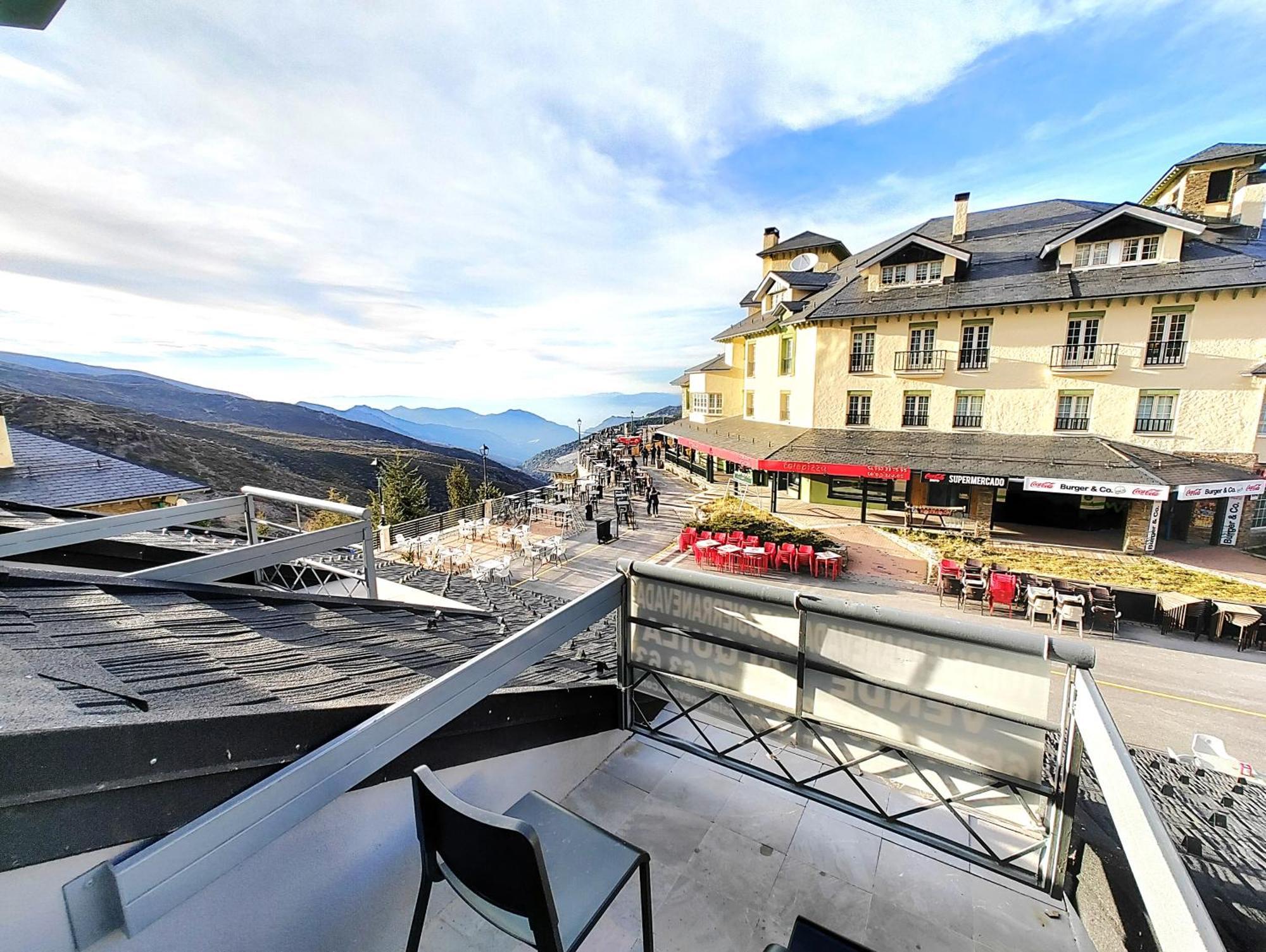 Ski & Snow Apartmentos By Todosierranevada - Plaza Principal Junto A Los Telecabinas Сьерра-Невада Экстерьер фото